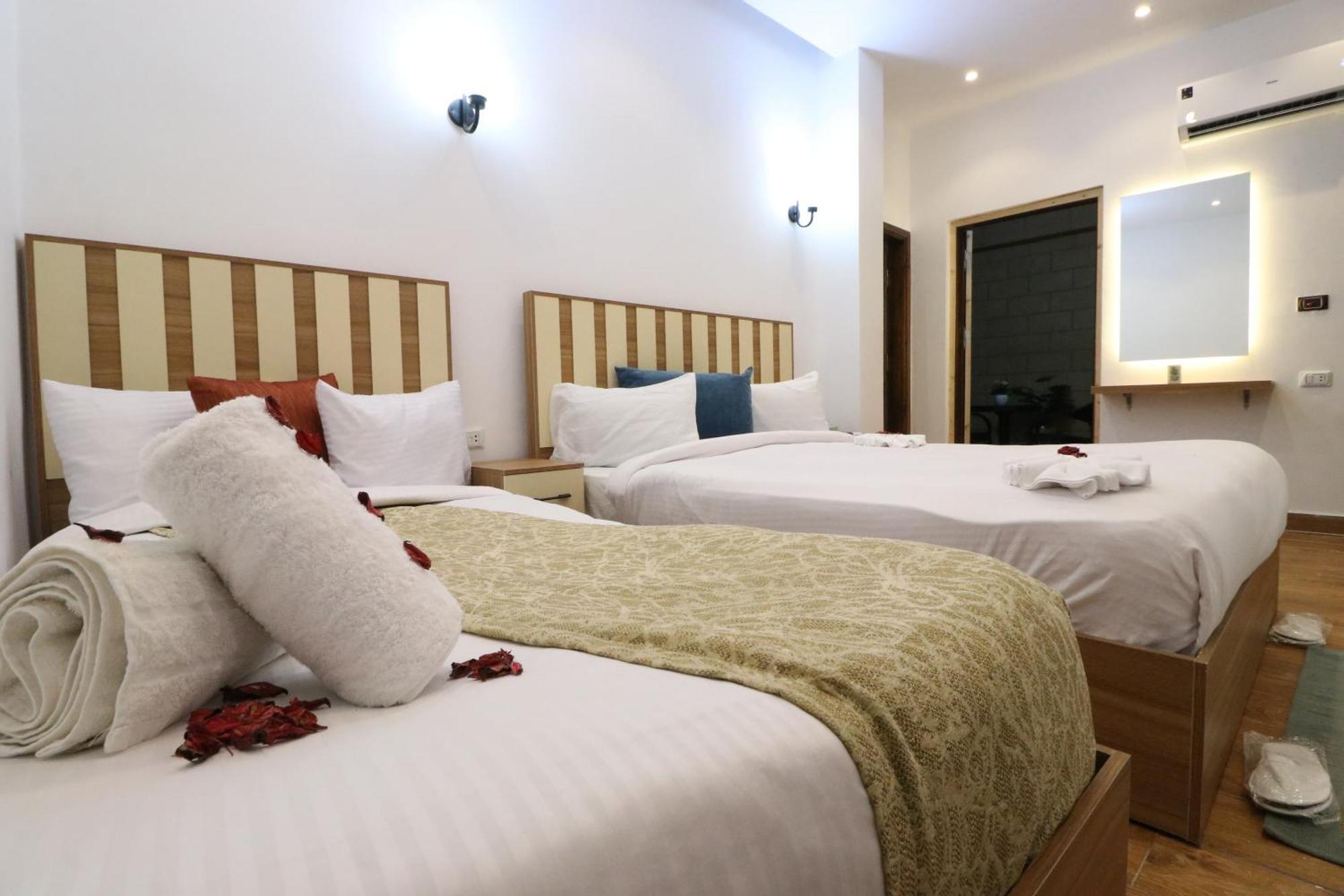West Pyramids Hotel Kafret el-Gabal Esterno foto